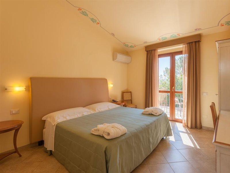 Hotel Saturno Fontepura 3*