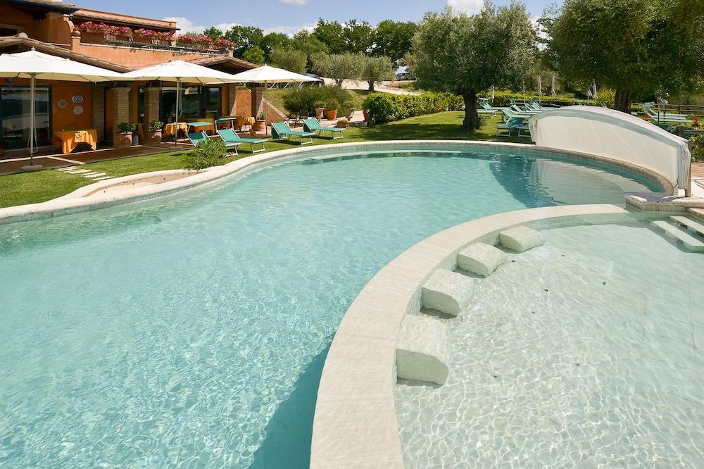 Hotel Saturno Fontepura 3*